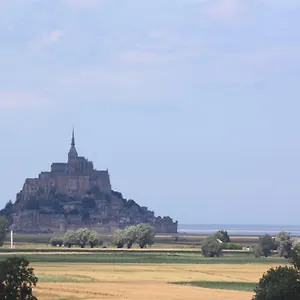 Vakantiehuis Le Coin Des Hirondelles, Pontorson